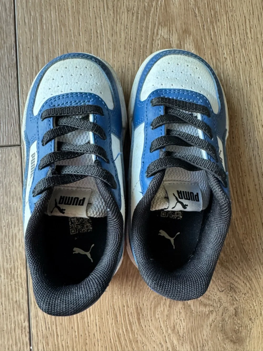Puma Kids Navy Blue and White Low-Top Sneakers
